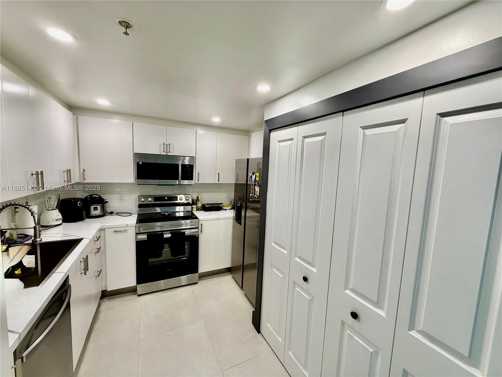 1250 S Miami #1603, Miami FL 33130