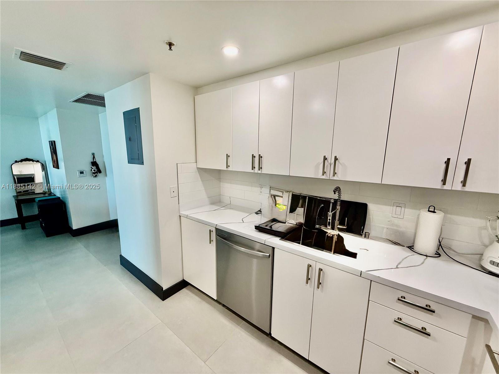 1250 S Miami #1603, Miami FL 33130
