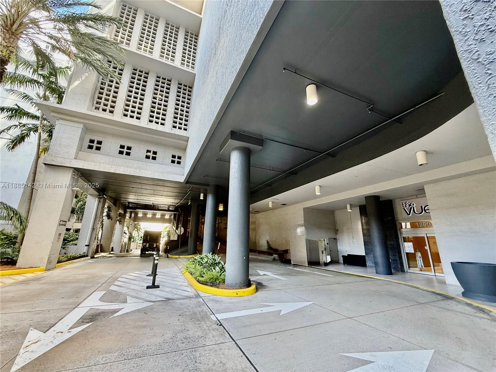 1250 S Miami #1603, Miami FL 33130