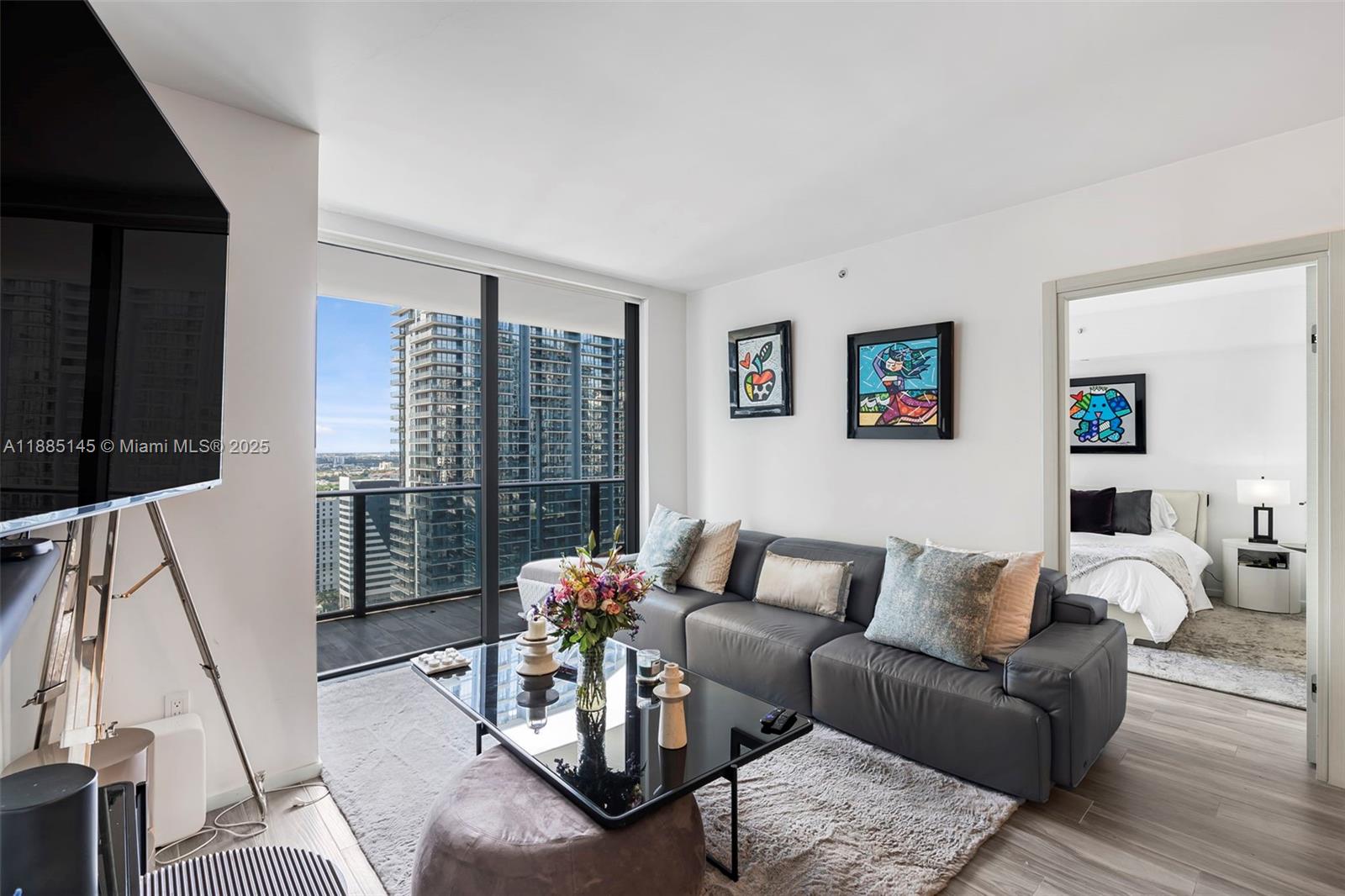 801 S Miami Ave #2810, Miami FL 33130