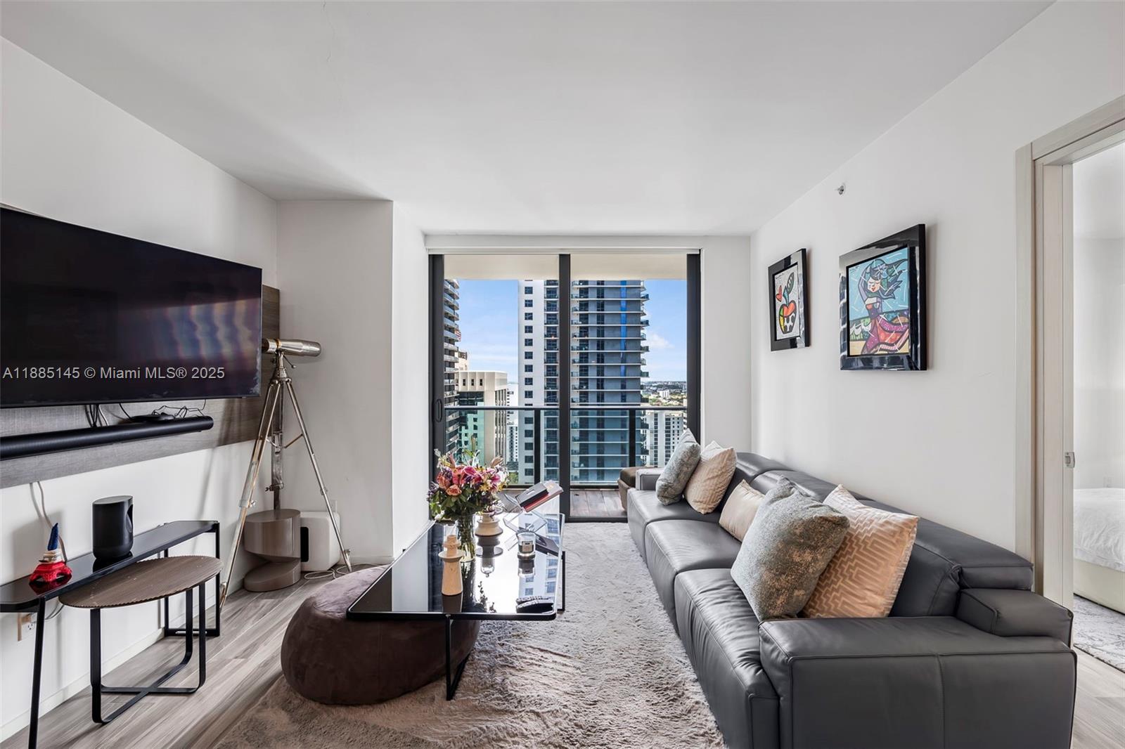801 S Miami Ave #2810, Miami FL 33130