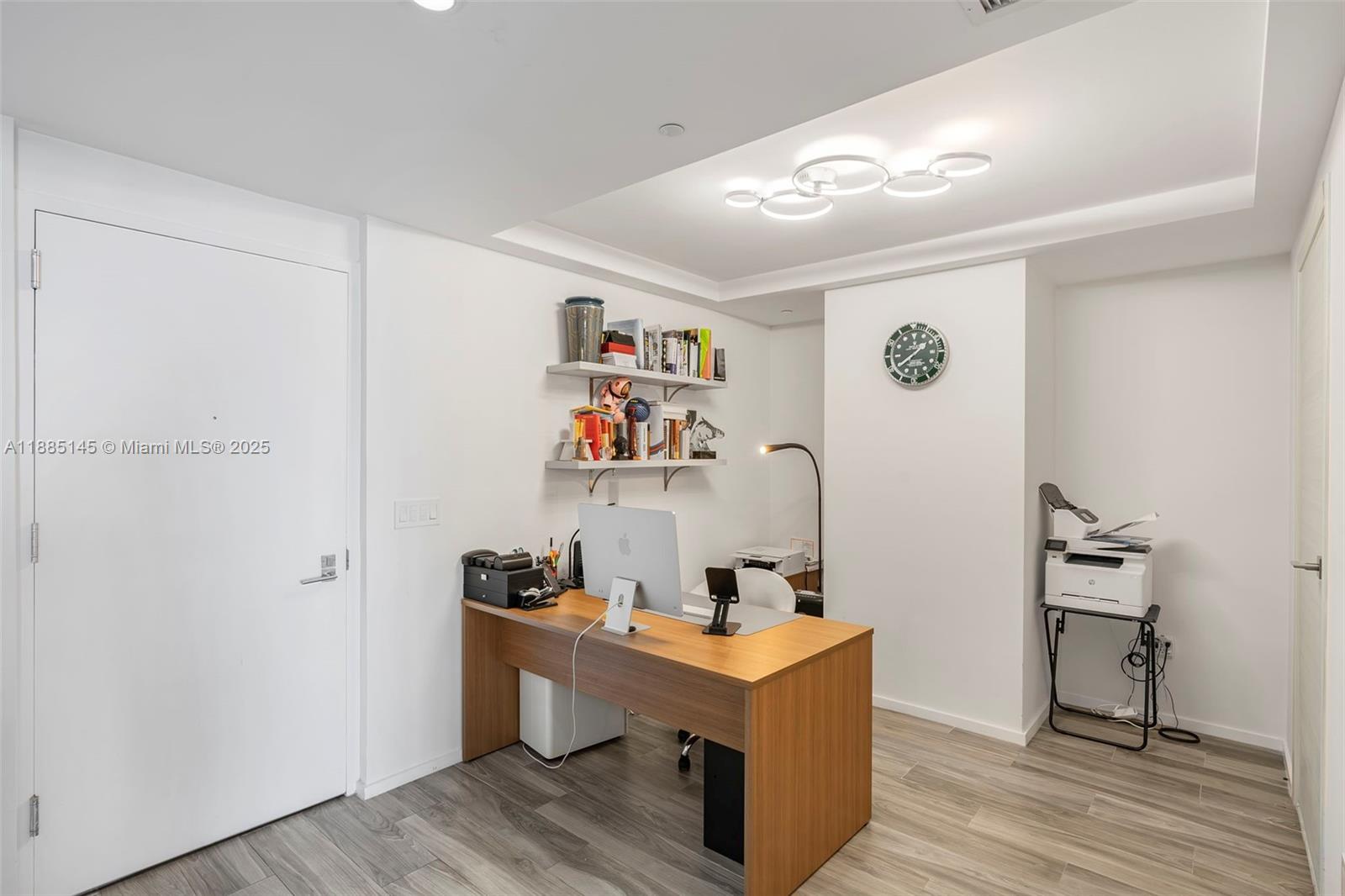 801 S Miami Ave #2810, Miami FL 33130