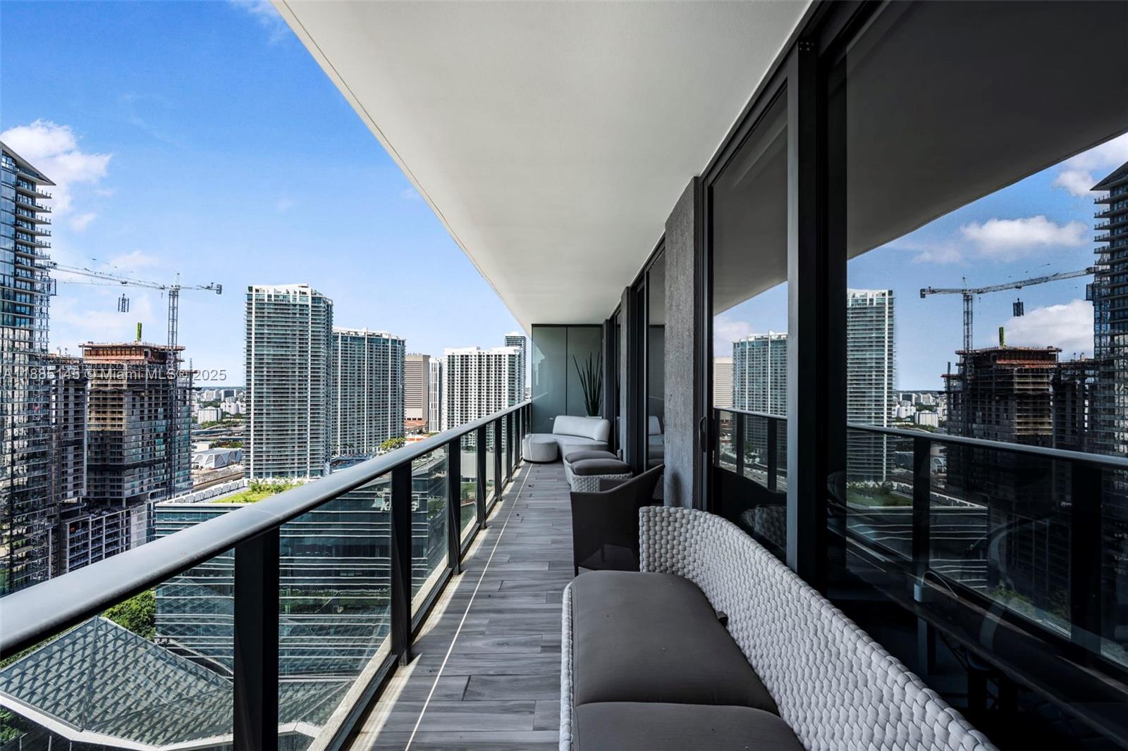 801 S Miami Ave #2810, Miami FL 33130