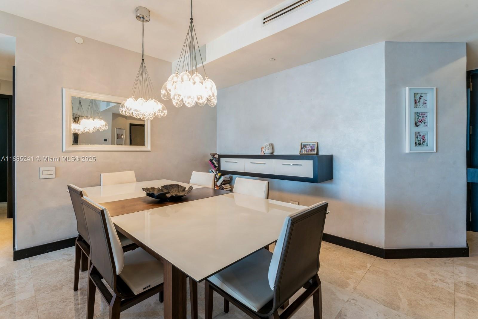 808 Brickell Key #1406, Miami FL 33131