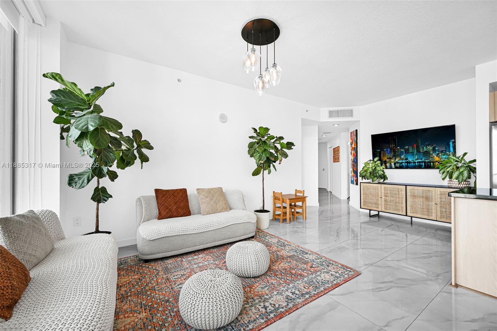 1111 SW 1st Ave #2714-N, Miami FL 33130