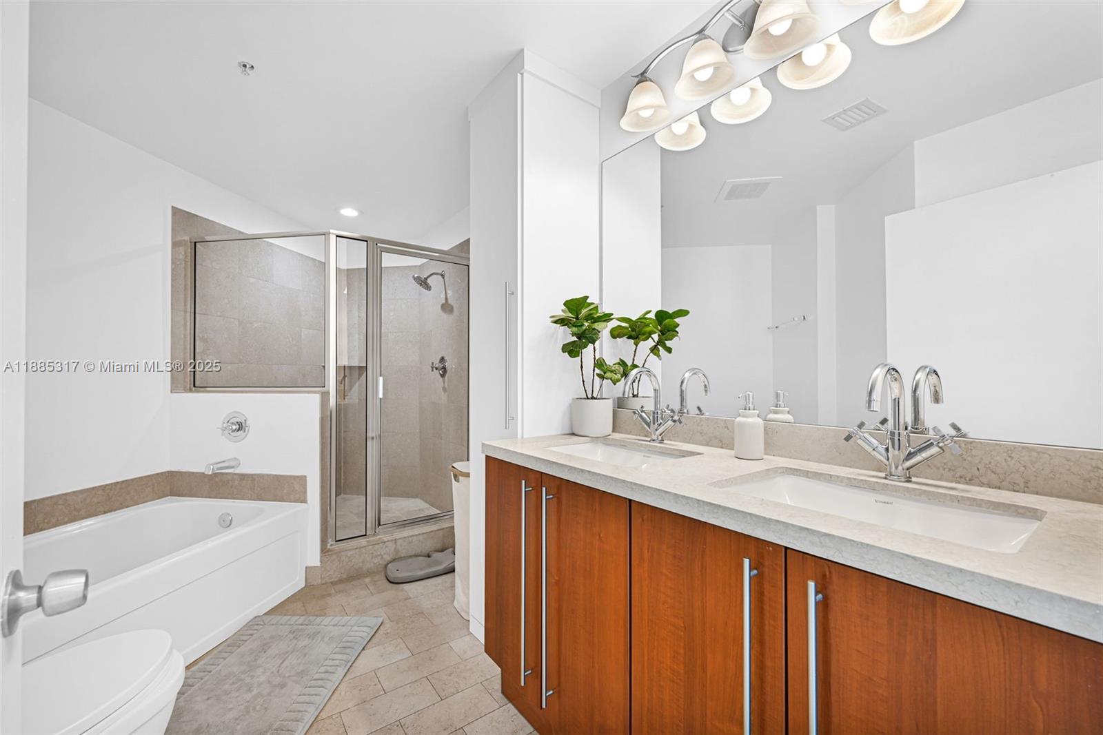 1111 SW 1st Ave #2714-N, Miami FL 33130
