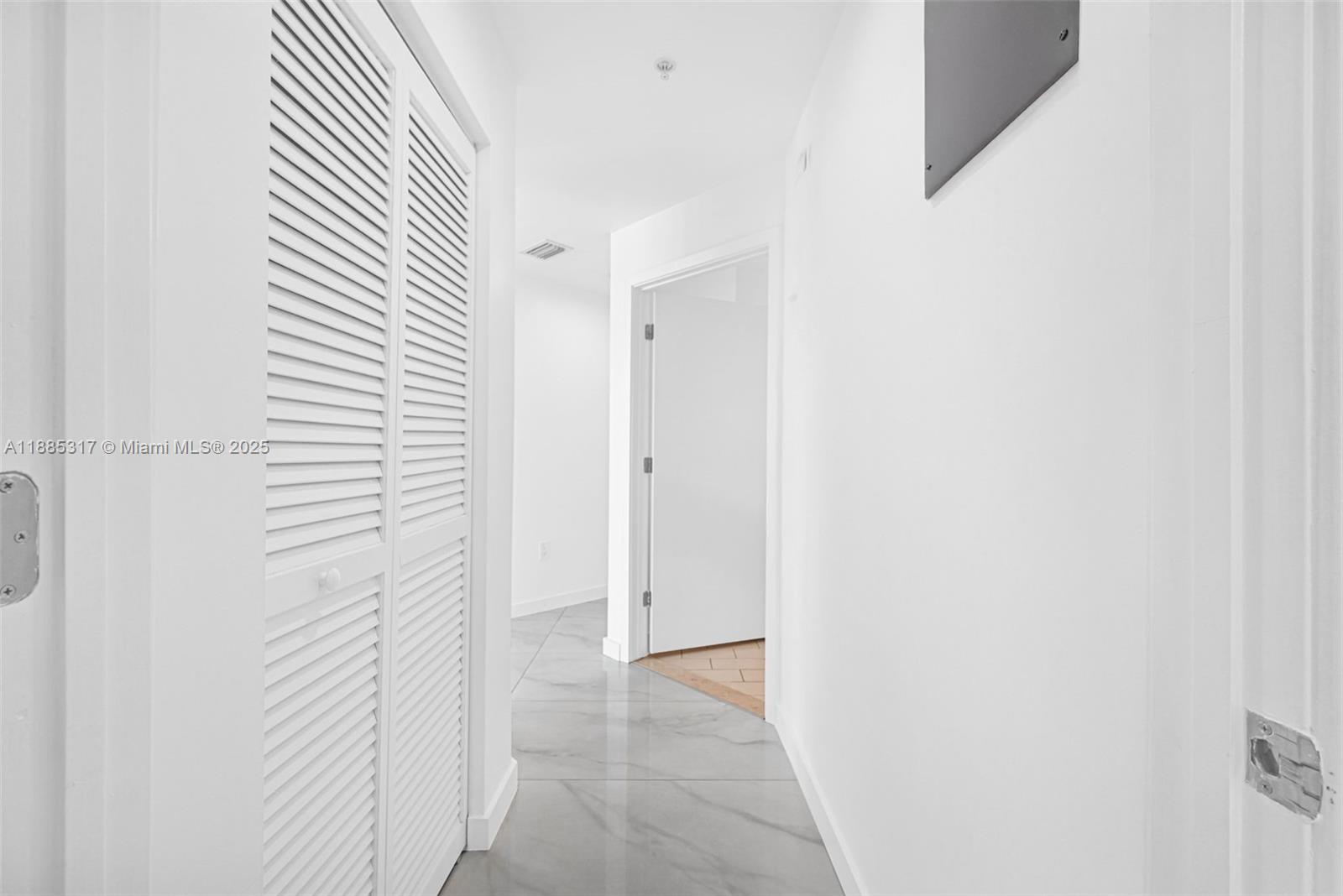 1111 SW 1st Ave #2714-N, Miami FL 33130