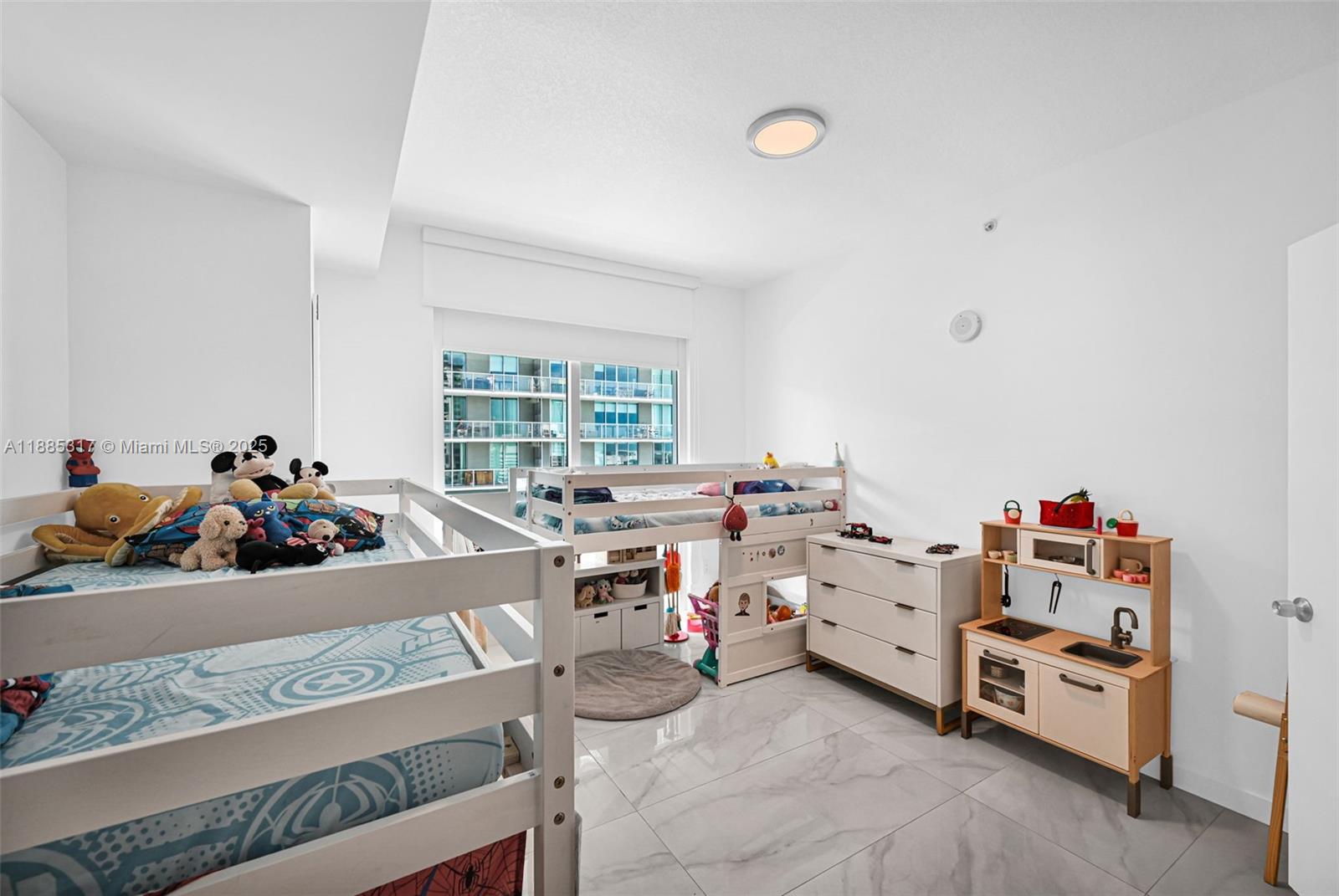 1111 SW 1st Ave #2714-N, Miami FL 33130