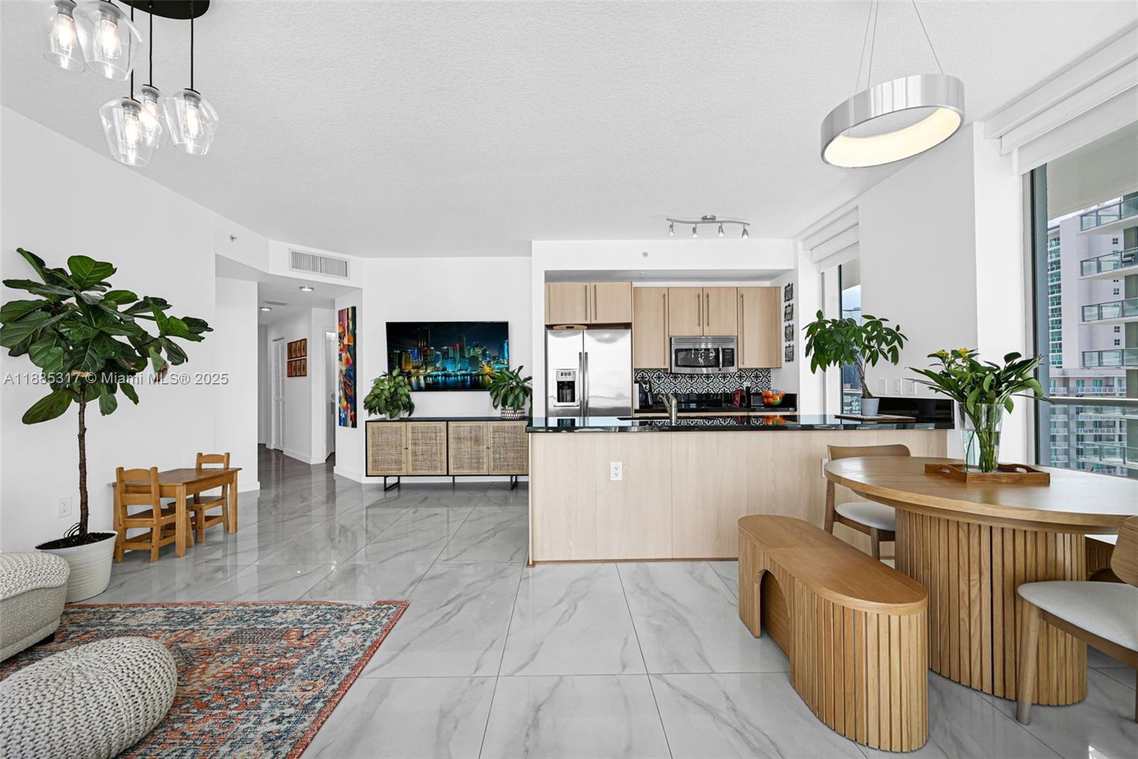 1111 SW 1st Ave #2714-N, Miami FL 33130