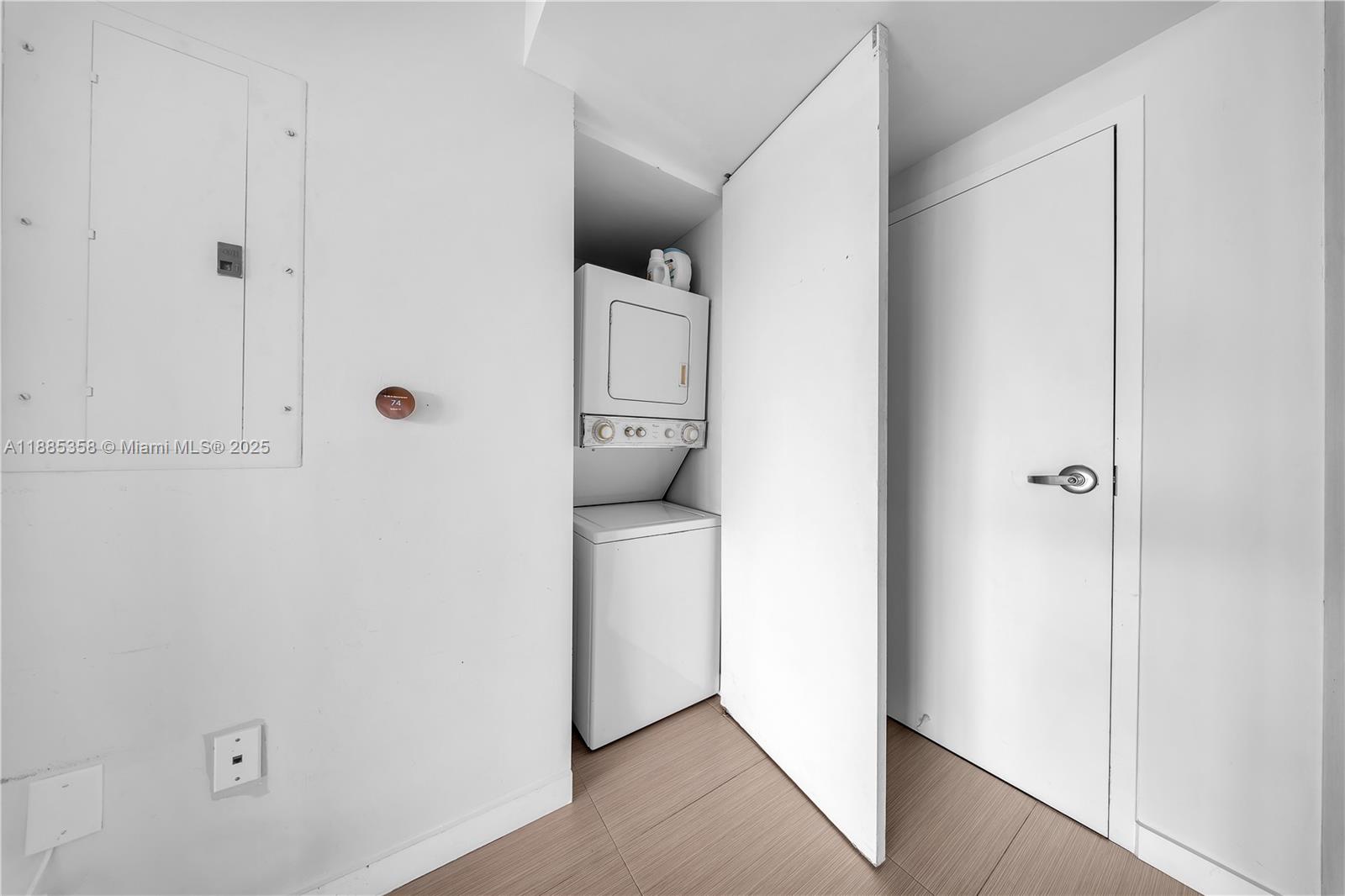 2155 Washington Ct #402, Miami Beach FL 33139