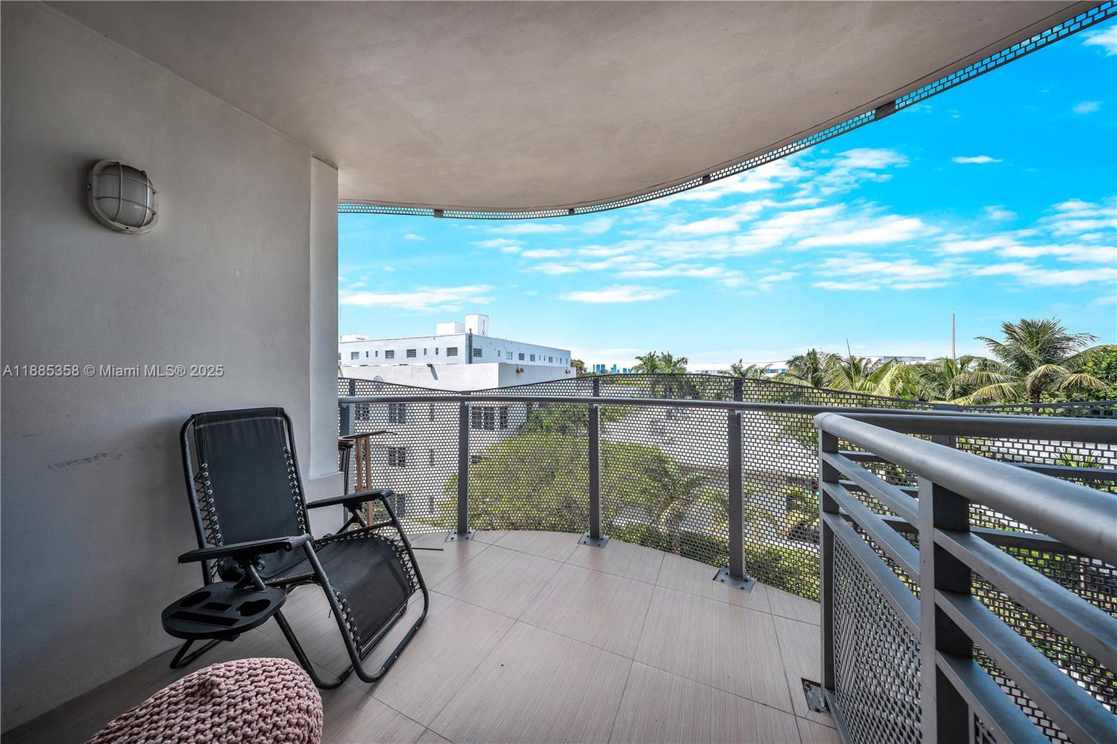 2155 Washington Ct #402, Miami Beach FL 33139