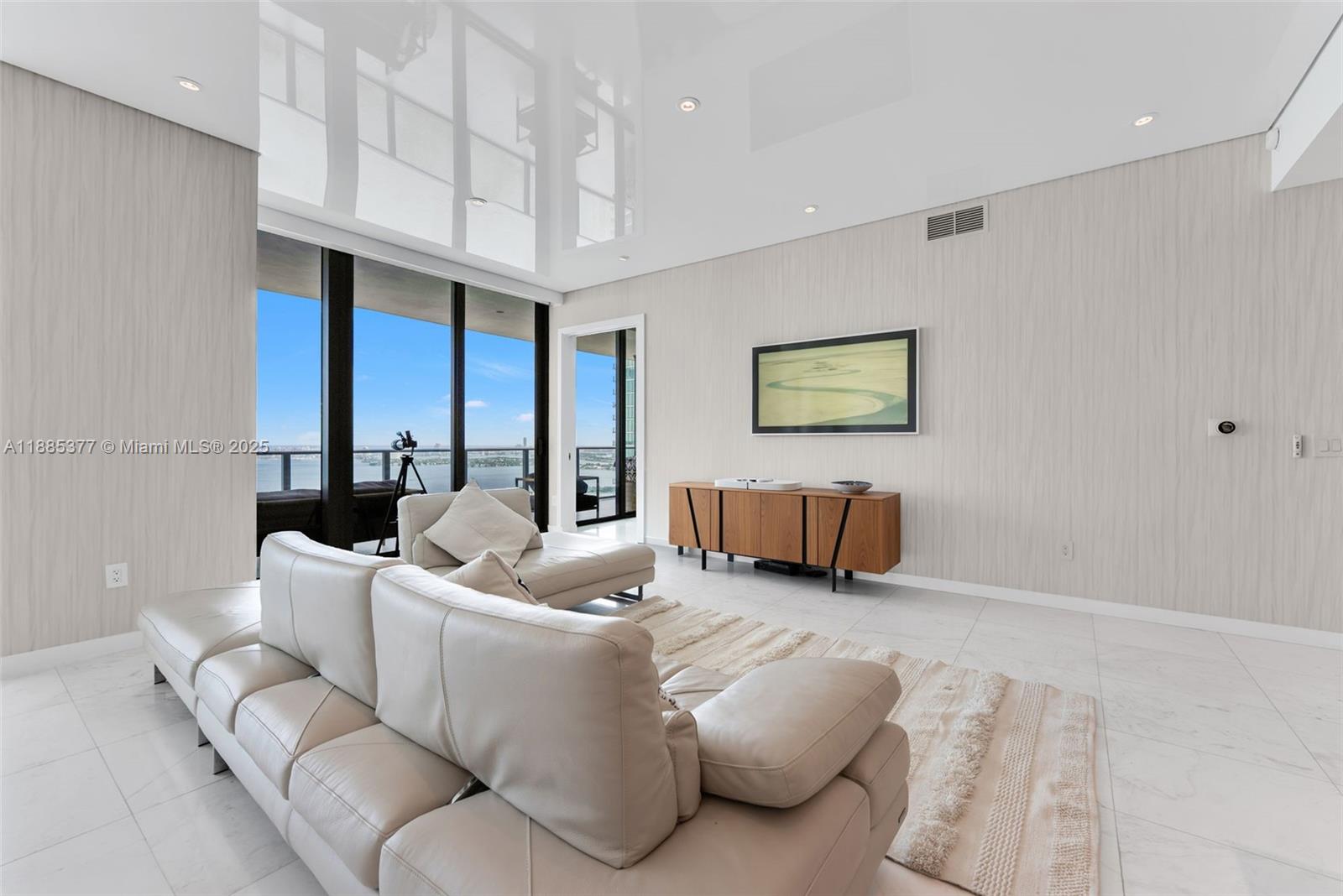 480 NE 31st St #3602/03, Miami FL 33137