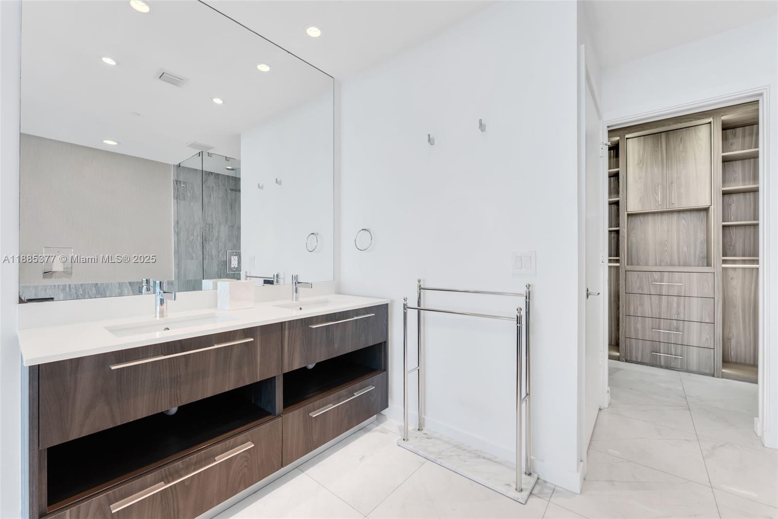 480 NE 31st St #3602/03, Miami FL 33137