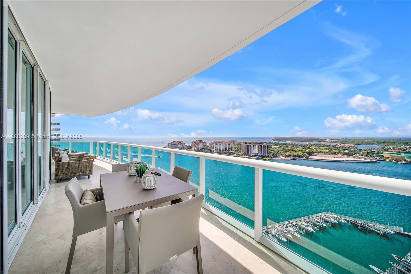 1000 S Pointe Dr #2202, Miami Beach FL 33139