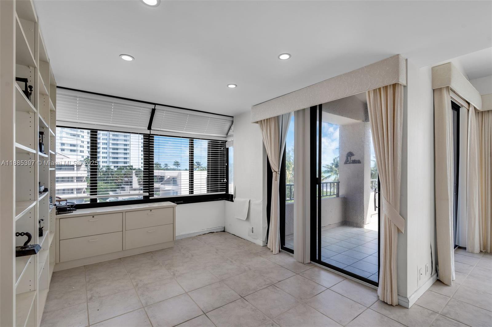 201 Crandon Blvd #444, Key Biscayne FL 33149