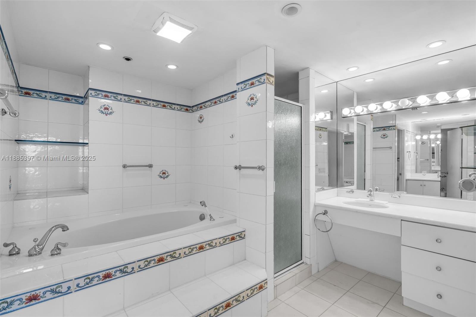 201 Crandon Blvd #444, Key Biscayne FL 33149