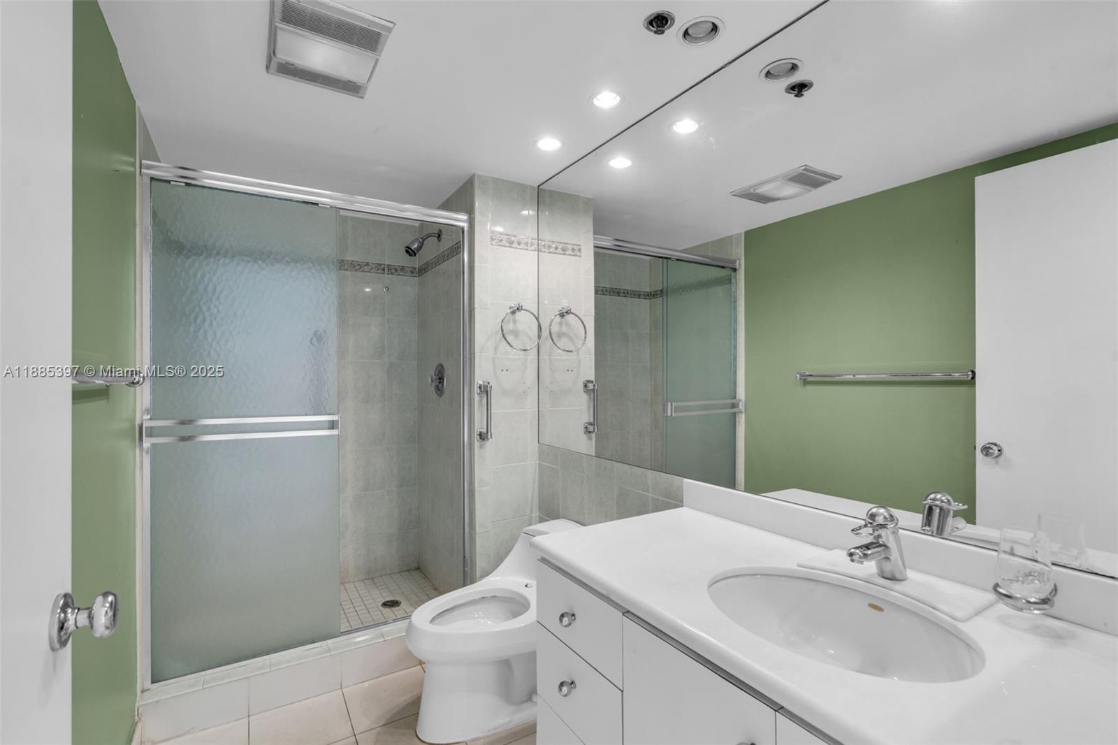 201 Crandon Blvd #444, Key Biscayne FL 33149