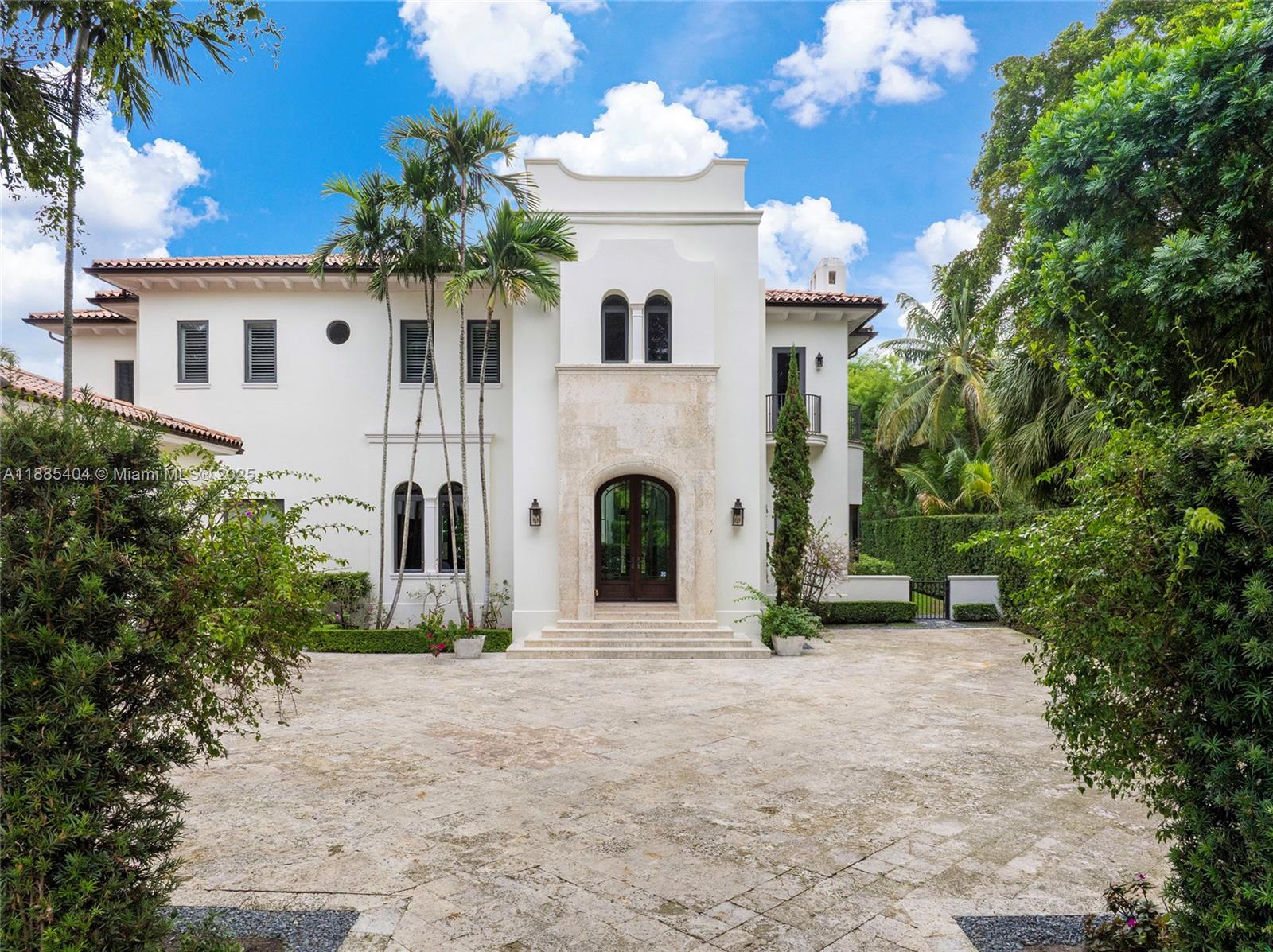231 Costanera Rd, Coral Gables FL 33143