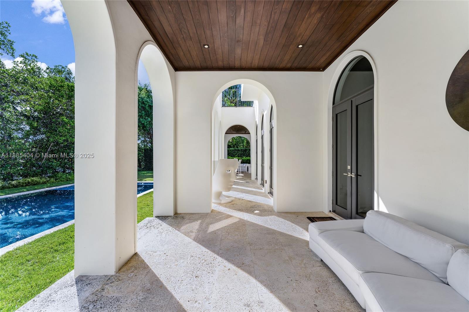 231 Costanera Rd, Coral Gables FL 33143
