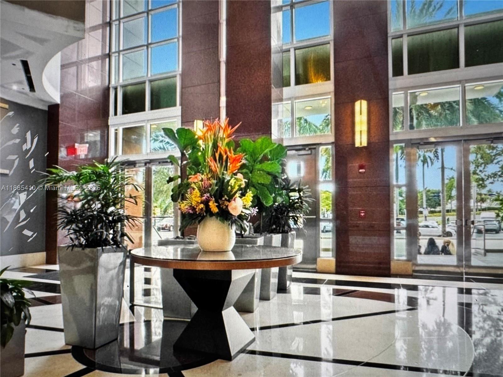 244 Biscayne Blvd #2906, Miami FL 33132