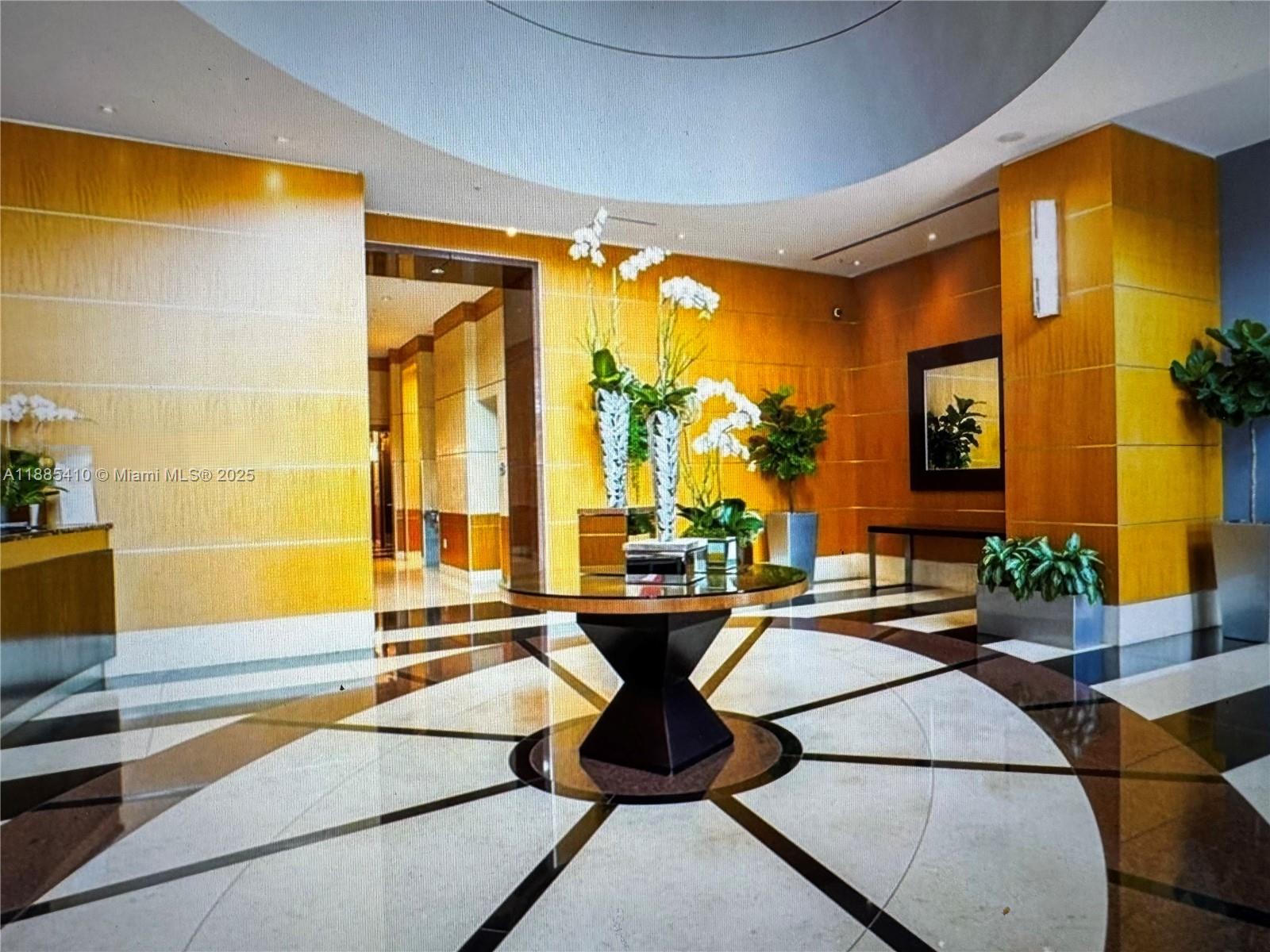 244 Biscayne Blvd #2906, Miami FL 33132