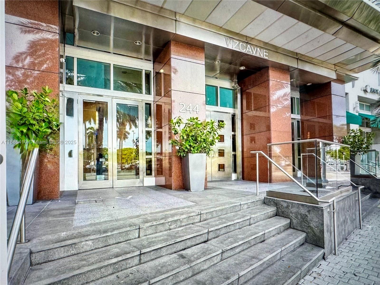 244 Biscayne Blvd #2906, Miami FL 33132