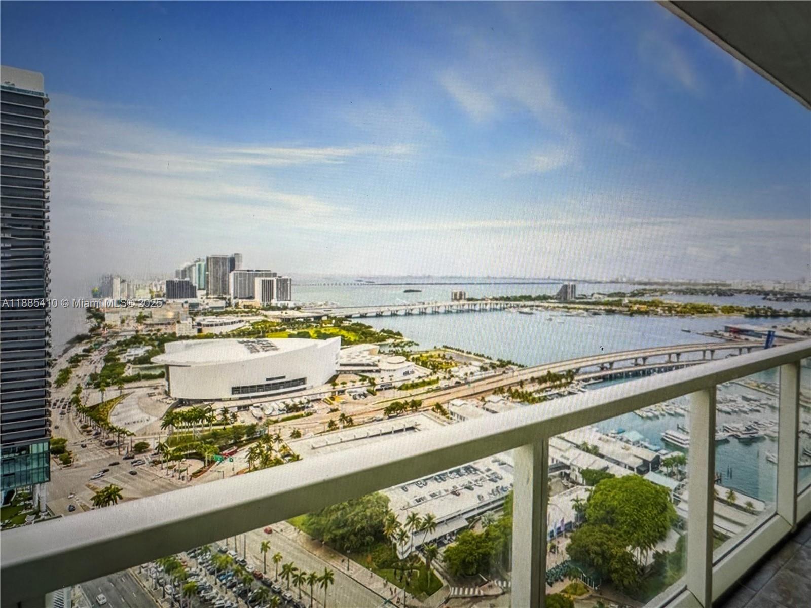 244 Biscayne Blvd #2906, Miami FL 33132