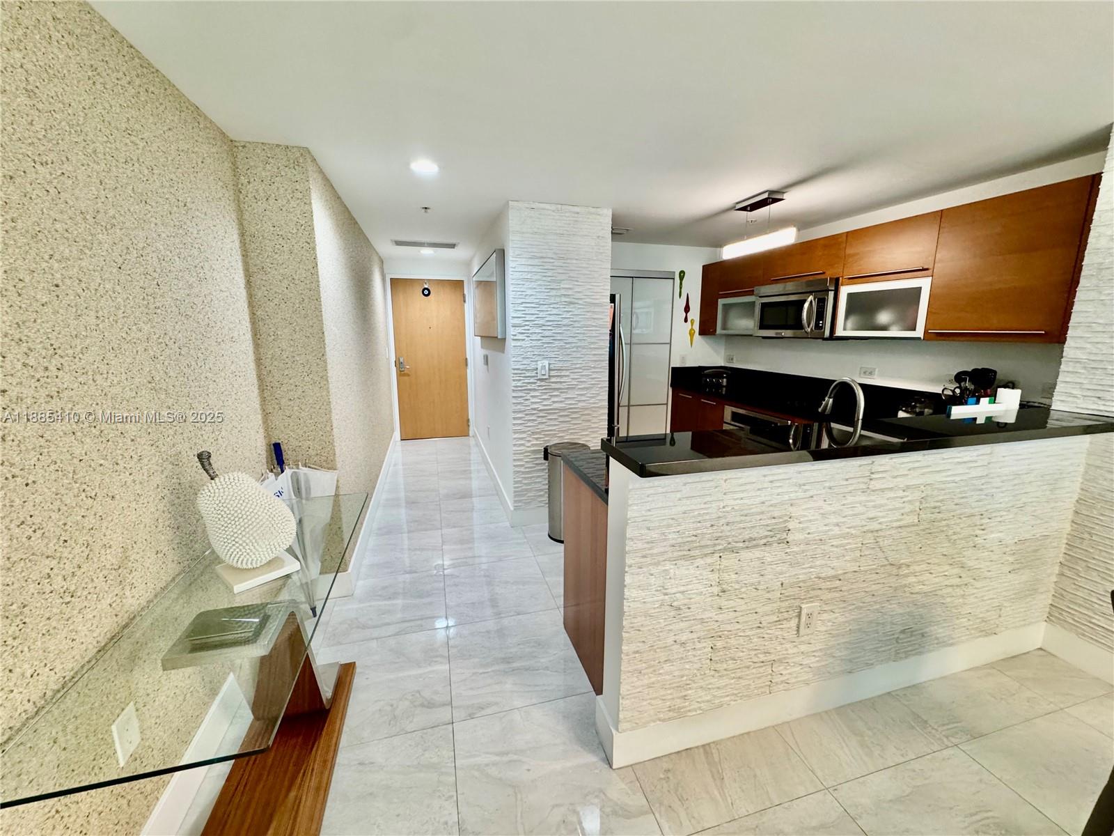 244 Biscayne Blvd #2906, Miami FL 33132