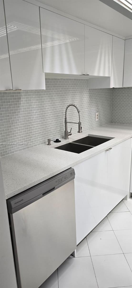 2843 S Bayshore Dr #3A, Miami FL 33133