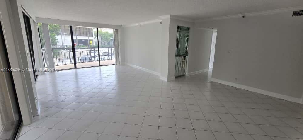 2843 S Bayshore Dr #3A, Miami FL 33133