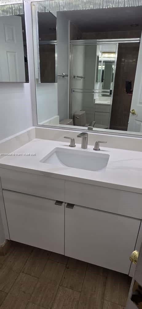 2843 S Bayshore Dr #3A, Miami FL 33133