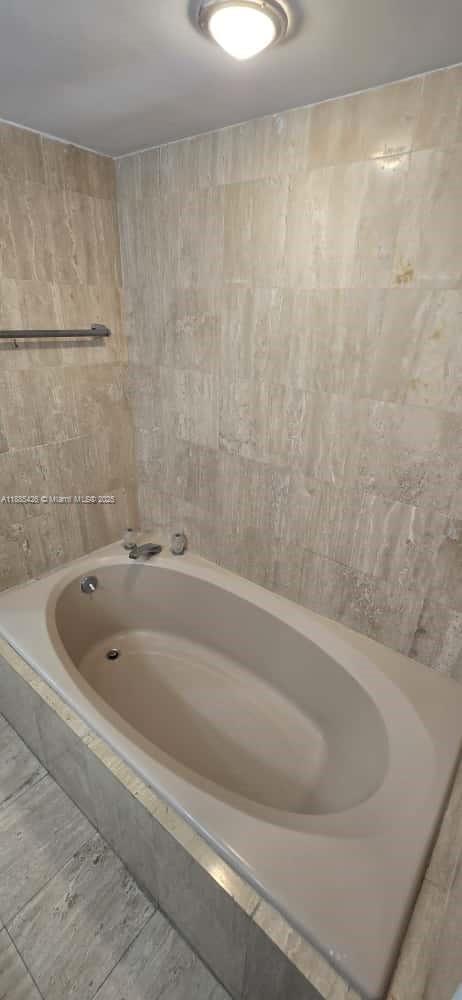 2843 S Bayshore Dr #3A, Miami FL 33133