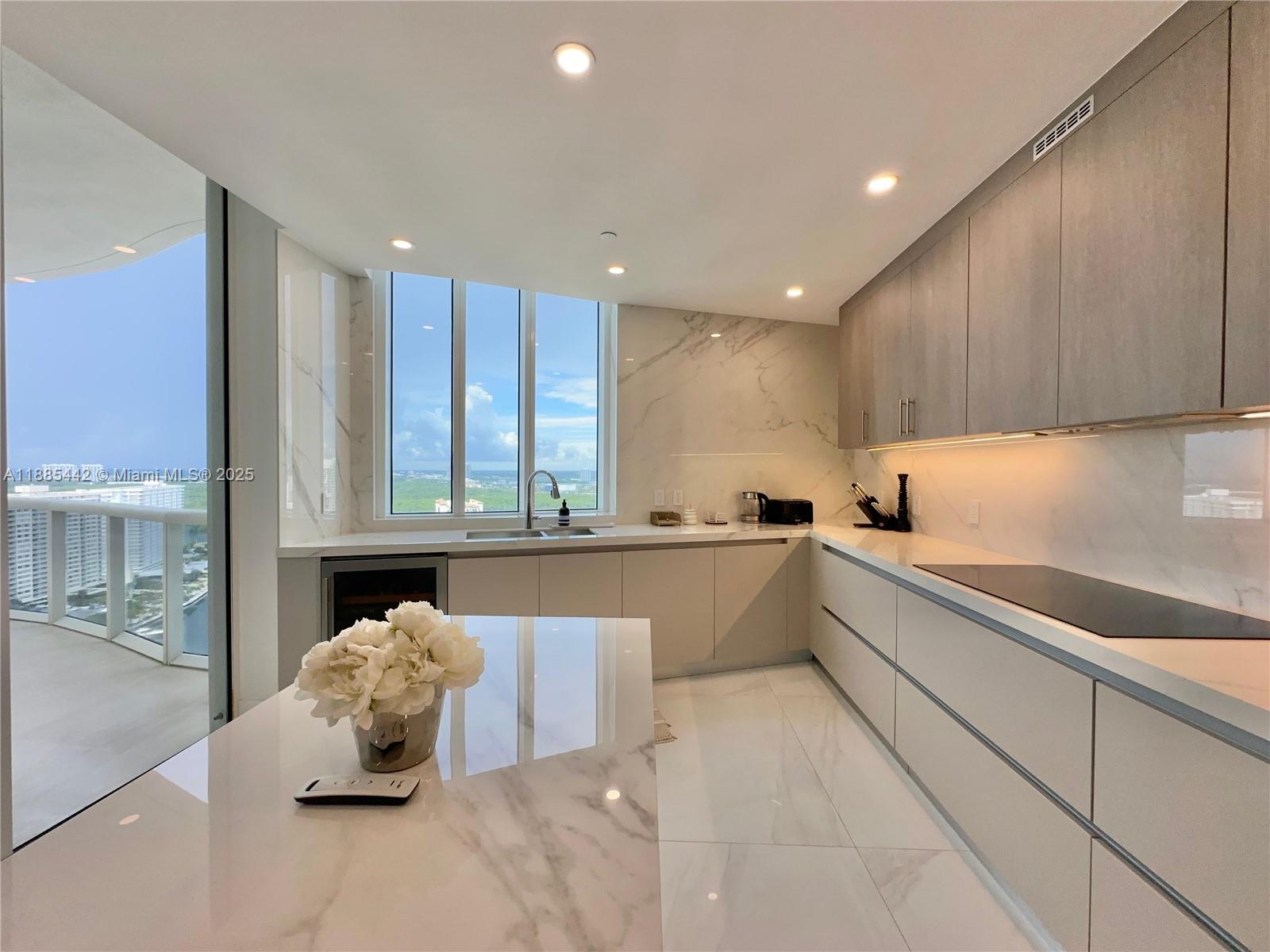 15901 Collins Ave #2406, Sunny Isles Beach FL 33160