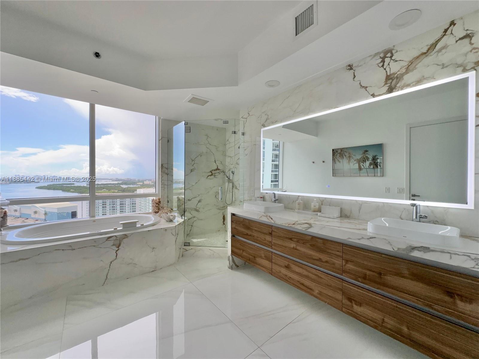 15901 Collins Ave #2406, Sunny Isles Beach FL 33160