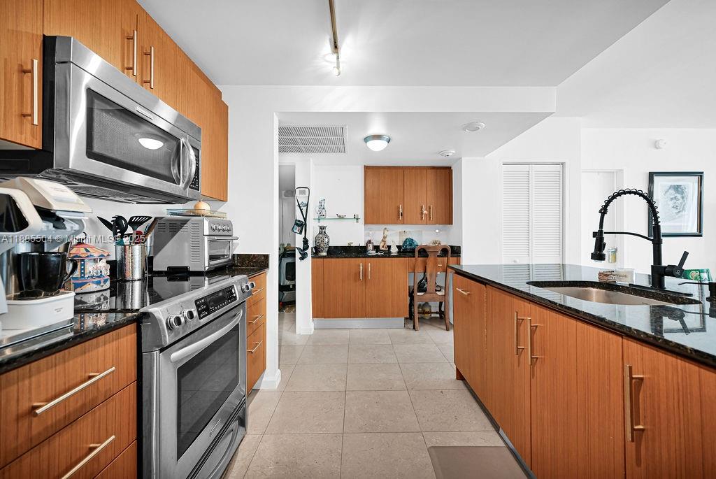 10275 Collins Ave #312, Bal Harbour FL 33154