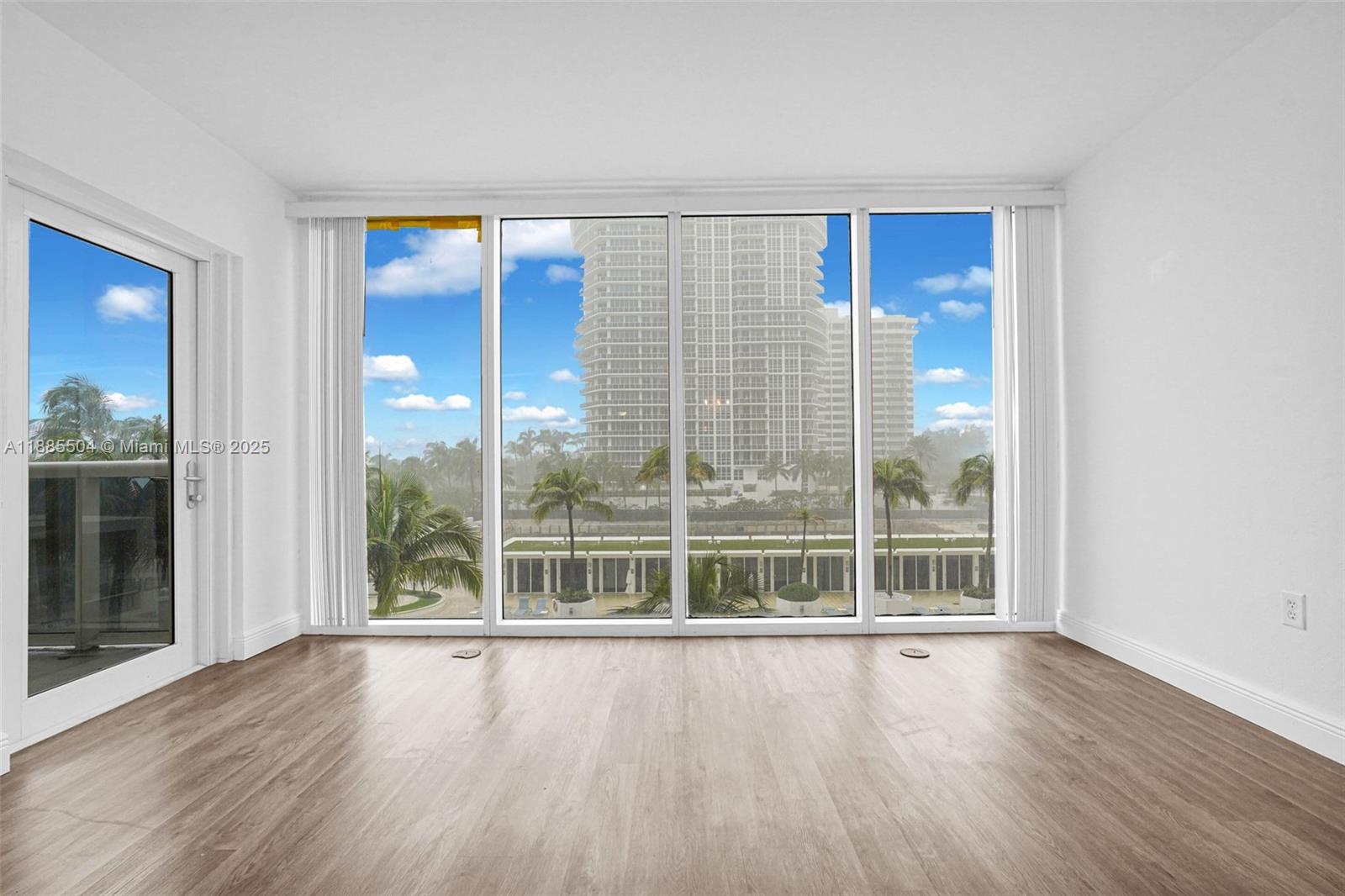 10275 Collins Ave #312, Bal Harbour FL 33154