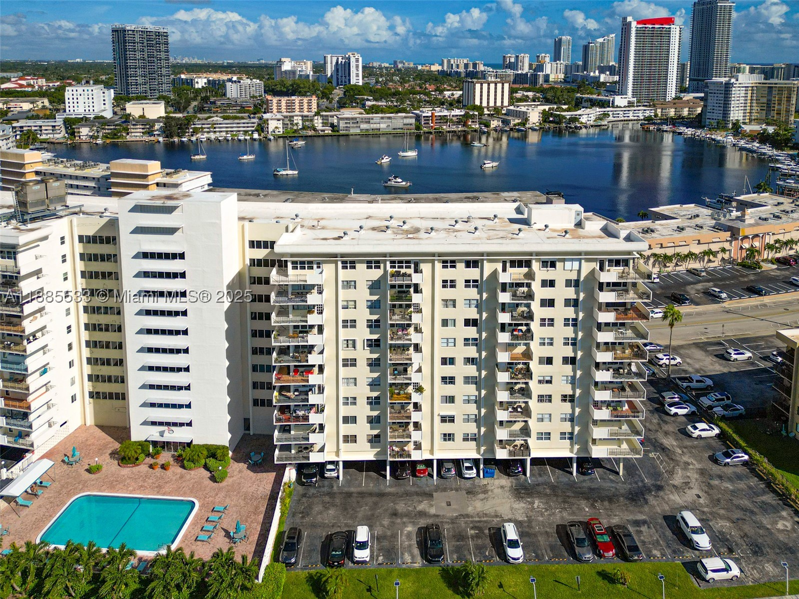 401 Golden Isles Dr #908, Hallandale Beach FL 33009