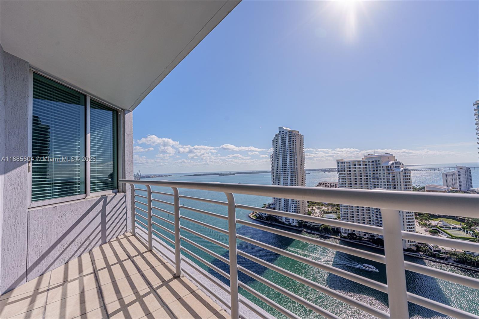 335 S Biscayne Blvd #3005, Miami FL 33131