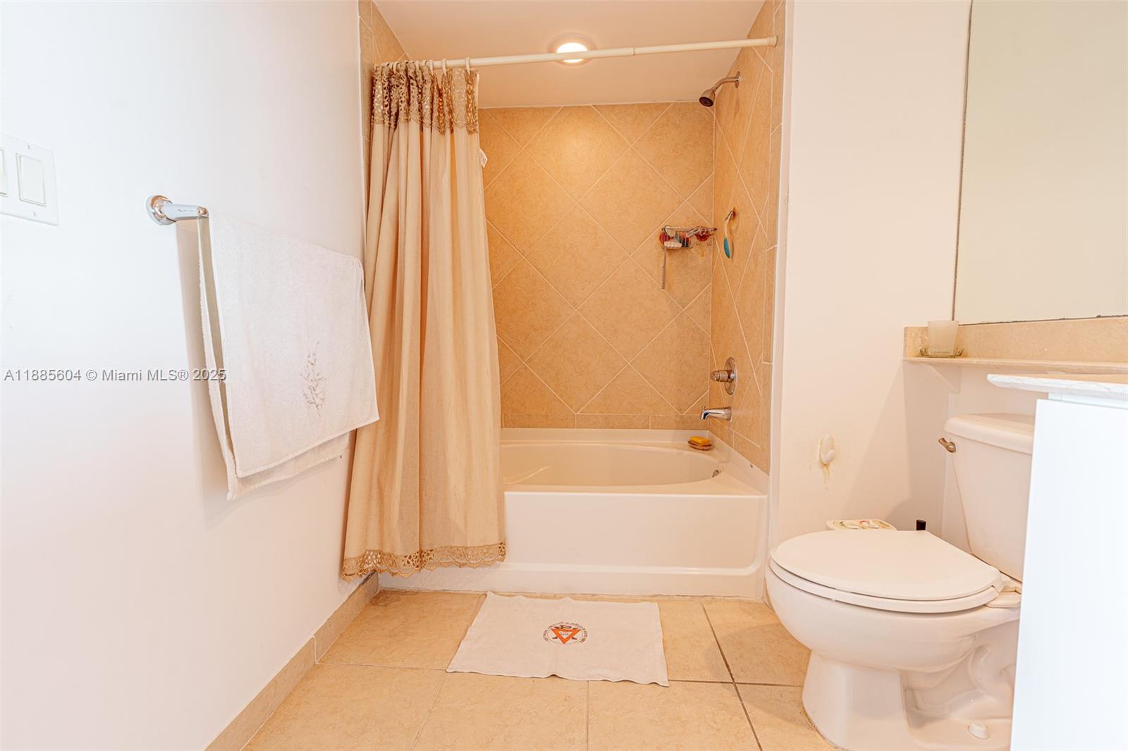335 S Biscayne Blvd #3005, Miami FL 33131