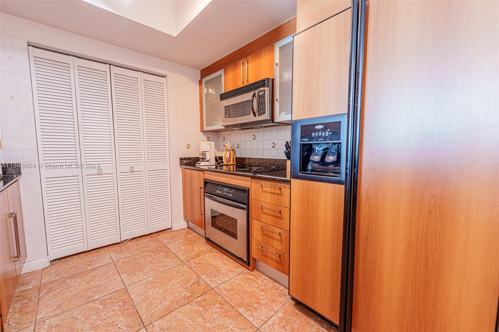335 S Biscayne Blvd #3005, Miami FL 33131