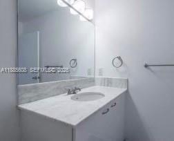 234 NE 3rd St #LPH09, Miami FL 33132
