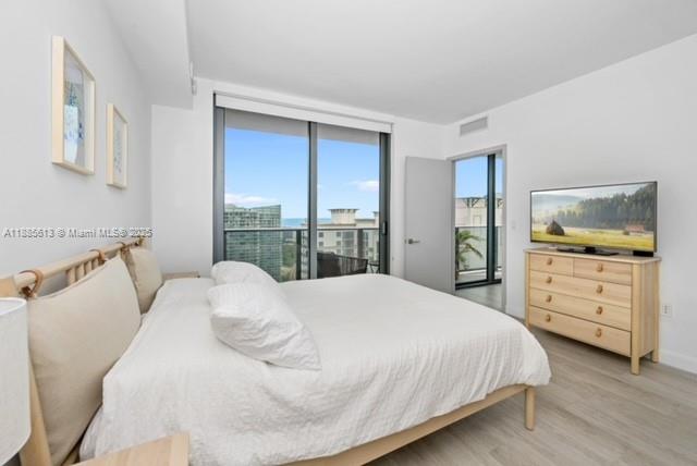 55 SW 9th St #3506, Miami FL 33130