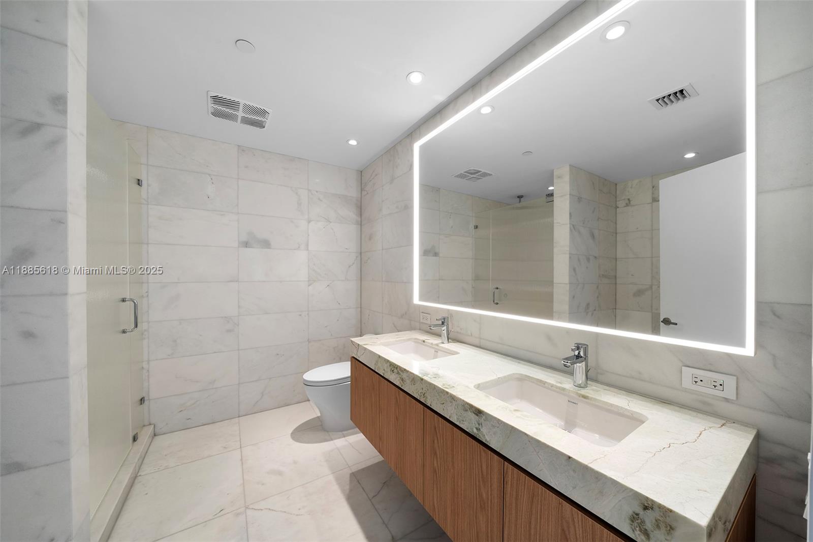 500 Alton #1001, Miami Beach FL 33139