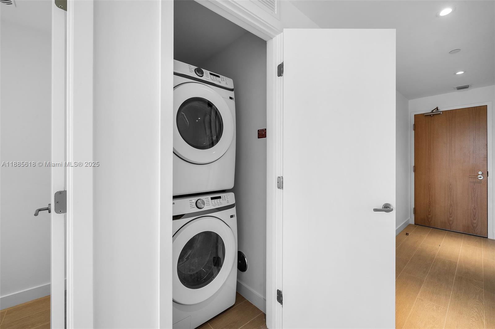 500 Alton #1001, Miami Beach FL 33139