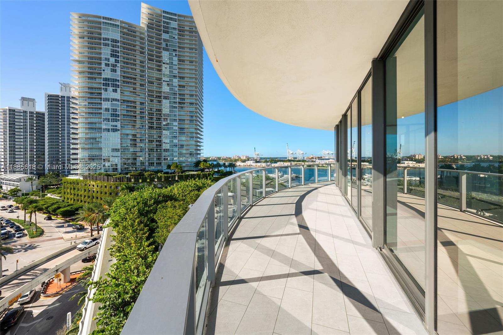 500 Alton #1001, Miami Beach FL 33139