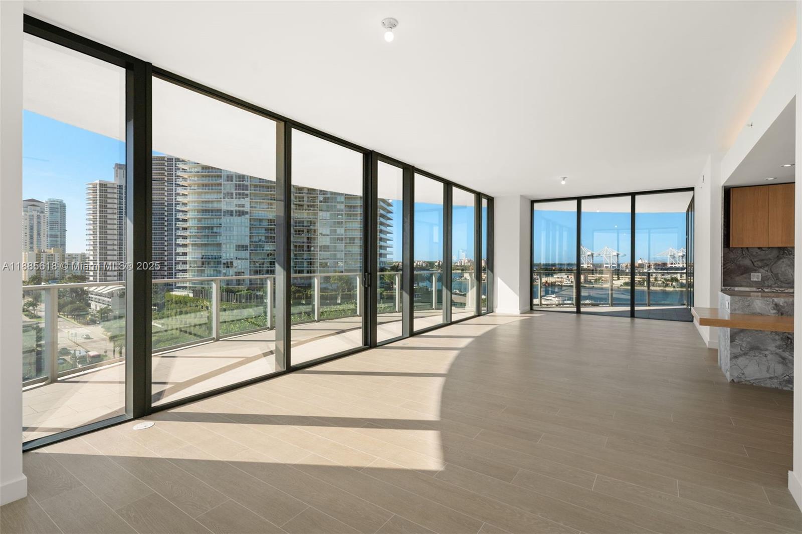 500 Alton #1001, Miami Beach FL 33139