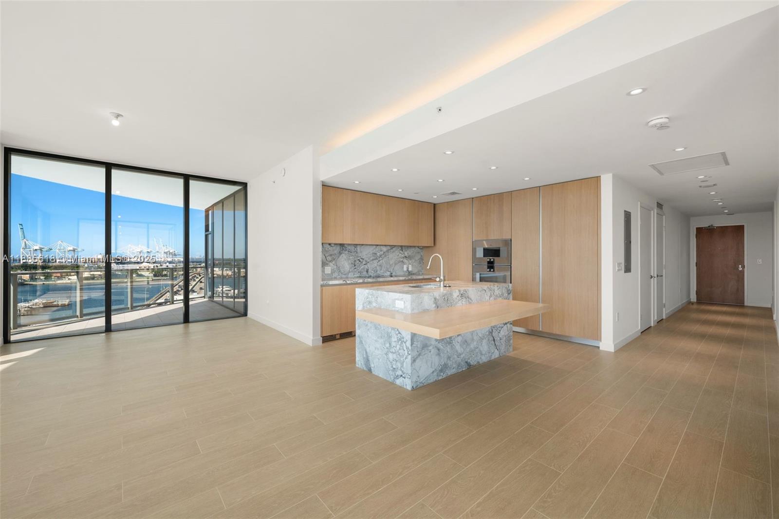 500 Alton #1001, Miami Beach FL 33139