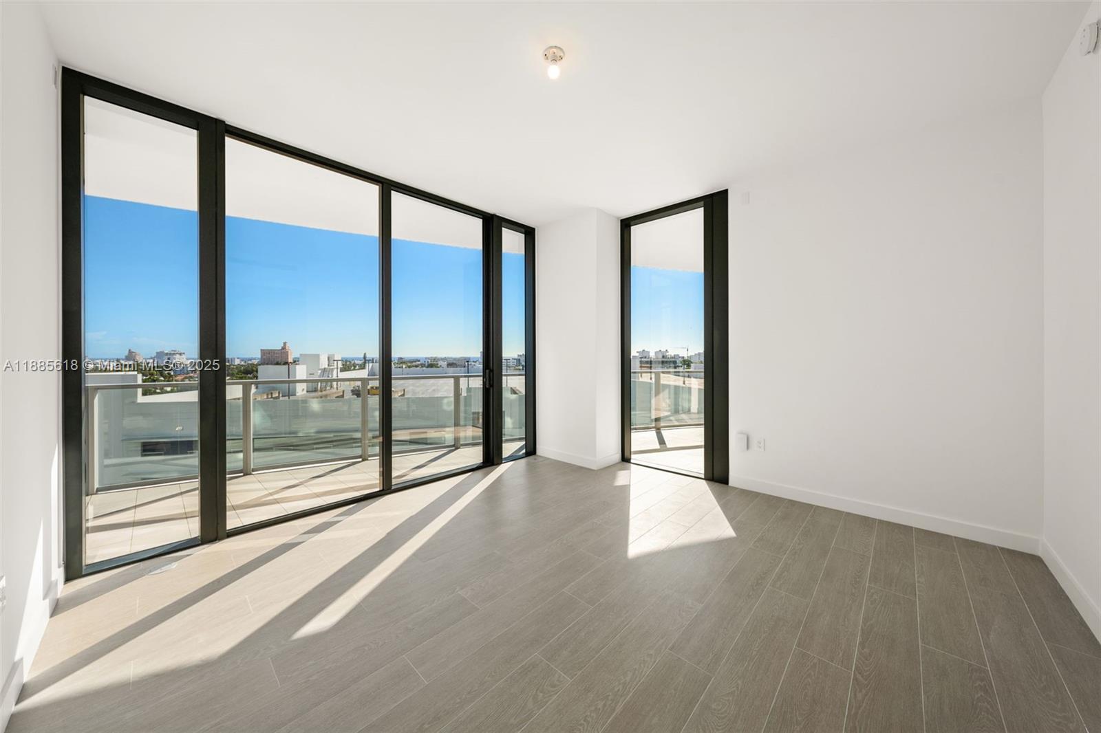 500 Alton #1001, Miami Beach FL 33139