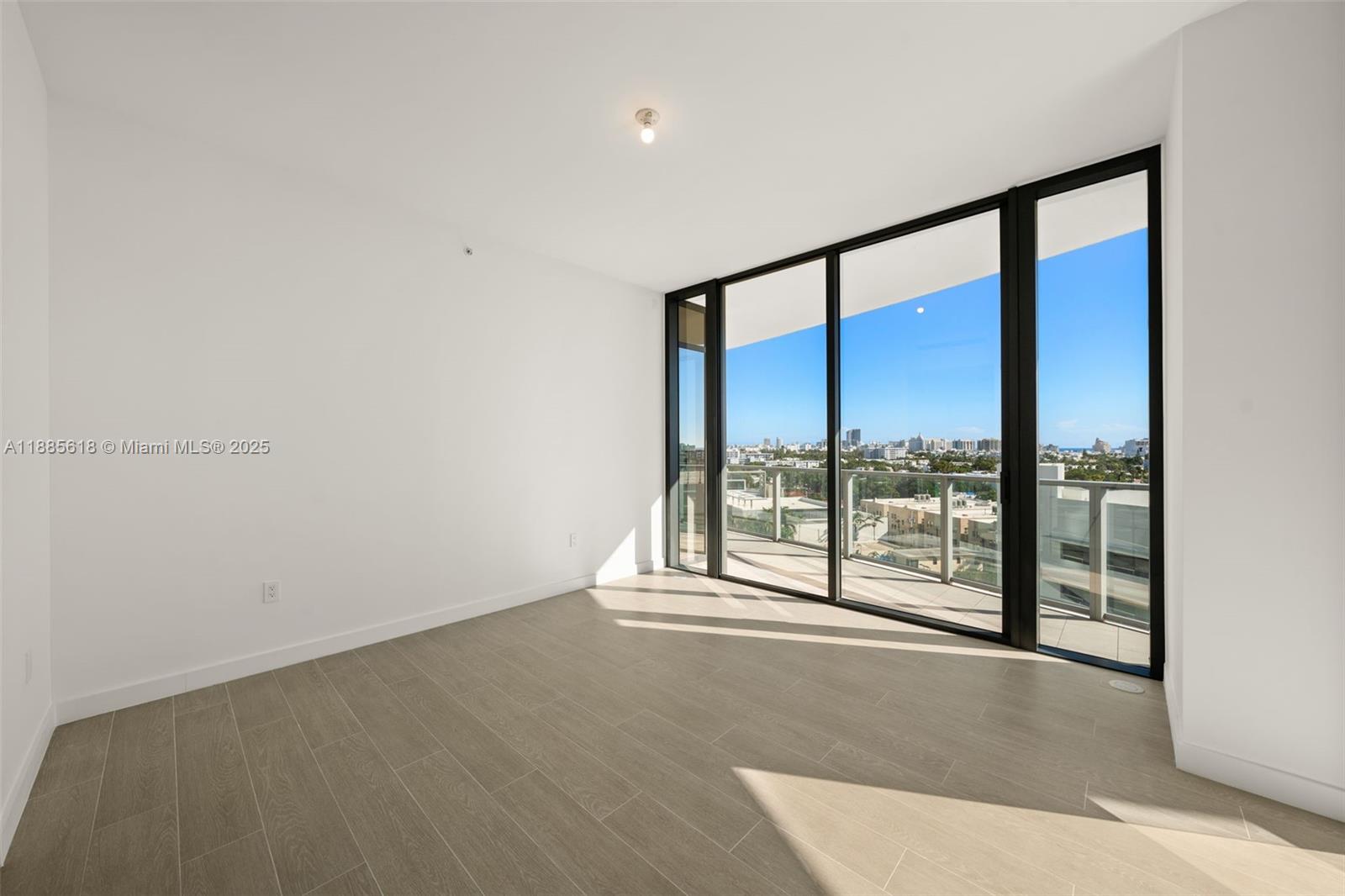 500 Alton #1001, Miami Beach FL 33139