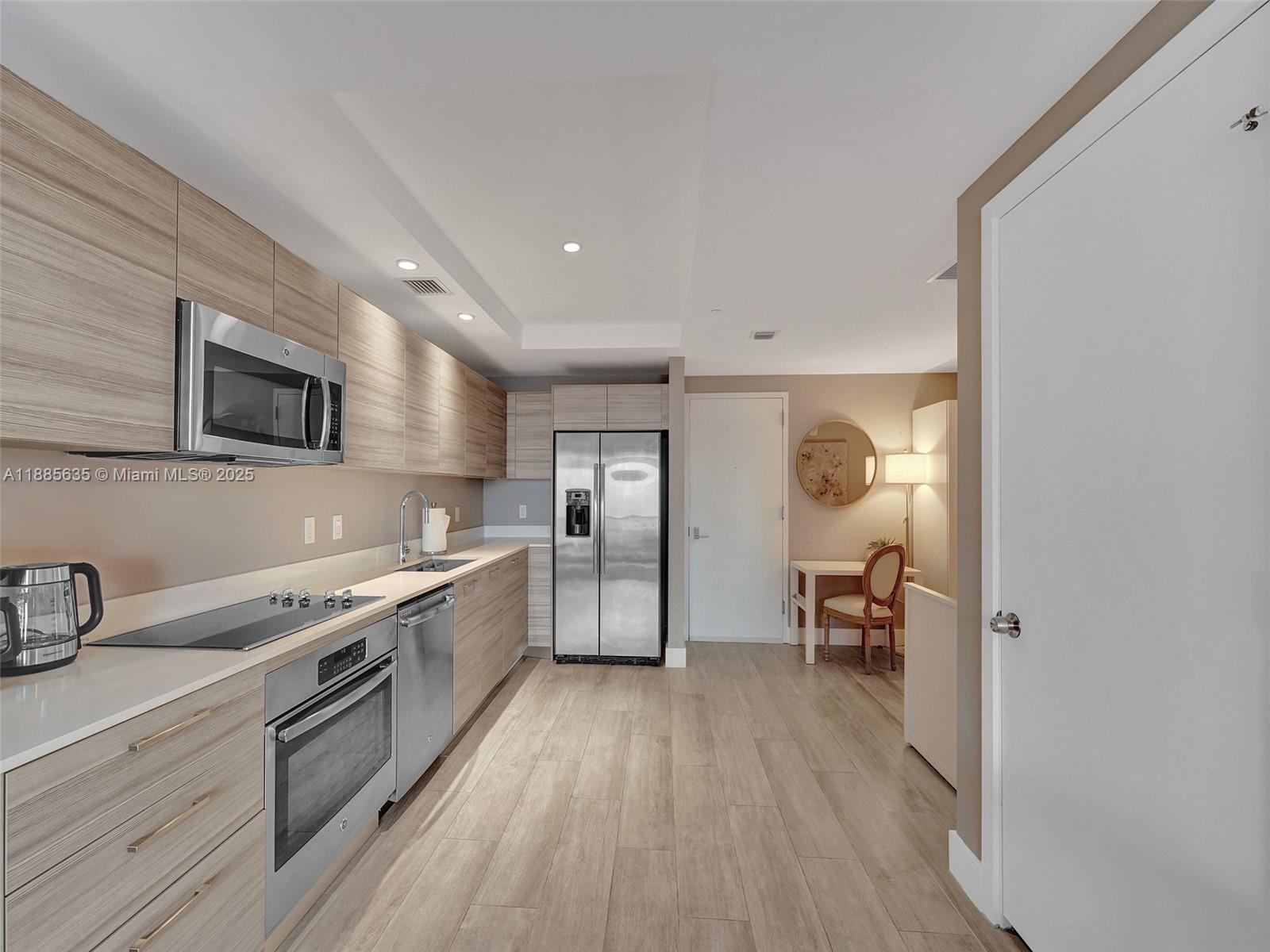 121 NE 34th St #2106A, Miami FL 33137